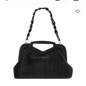 shoulder bag in black brand new revolve